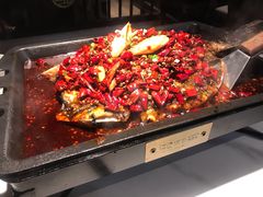 -江边城外烤全鱼(世茂广场店)