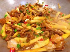 -老唐三下锅 ·张家界地标美食(溪布街店)