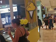 -Inside Scoop Suria KLCC