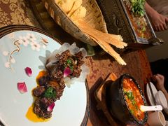 -万重锦·人文川菜馆(骡马市店)