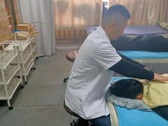 -脊正康推拿整脊馆