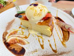 -Mark&Mars Restaurant