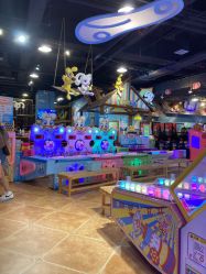 -卡通尼乐园(银泰店)