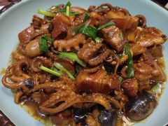八爪鱼炖红烧肉-渔满仓海鲜楼