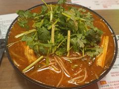 -肥汁米蘭香港米线(定西路店)