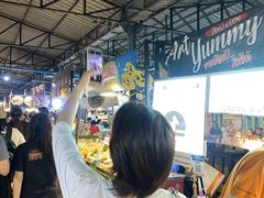 -席娜卡琳火车铁道夜市