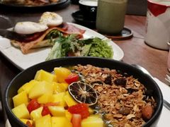 -The Daily Fix Cafe