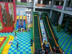 -蒙特利亲子乐园