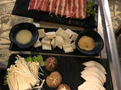 -贺野·自助炭火烤肉(紫藤路店)
