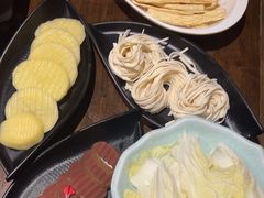 -快乐小羊·内蒙牛羊肉火锅(流花中心店)