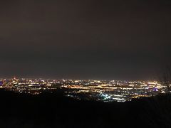 -鬼笑石后山停车场