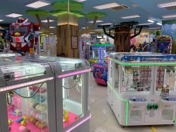-莫莉幻想儿童乐园(哈尔滨王府井店)
