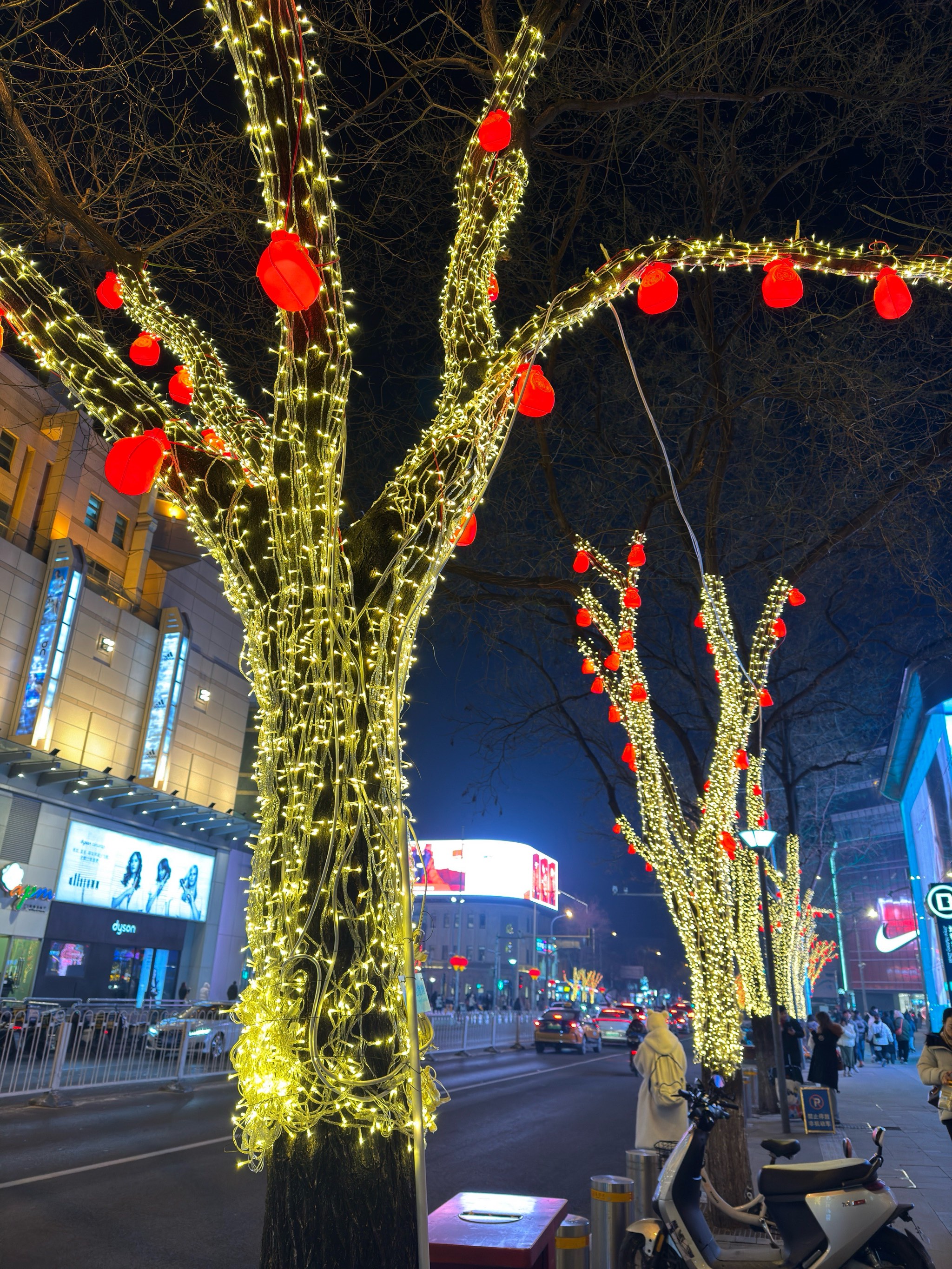 南充王府井夜景图片