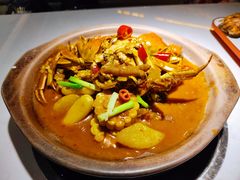 鲜寻肉蟹煲-鲜与鲜寻·小龙虾(黄龙店)