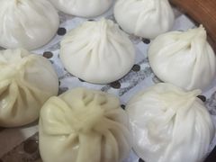 -莱莱小笼·乔艾