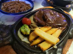 肉眼扒-JUKEBOX玖部音乐餐厅(华侨城店)