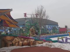 -沈阳龙润夏宫温泉水乐园