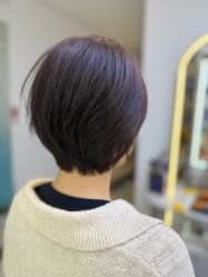 -虫二·专注健康烫染沙龙