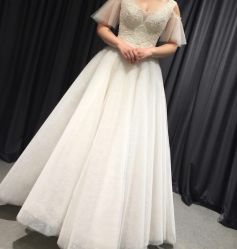 点击看大图 -艾米丽婚纱礼服