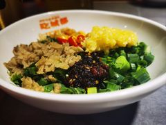 韭香米调料碟-吃城都·鱼蛙火锅(西玉龙街店)
