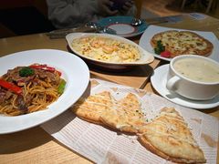 -菲滋意式休闲餐厅(北仑银泰城店)