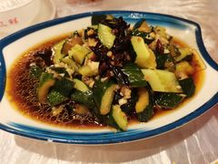 -霄汉牛三鲜湖北砂锅菜(万松园2店)