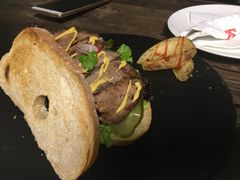 -HIGH FIVE哈福手工汉堡(桂林路店)