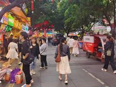 -八一好吃街·高品美食广场