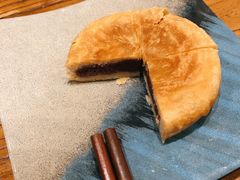 经典玫瑰鲜花饼-茶花妹子云南餐厅(传媒大学店)