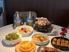 -百彦蒙古包·碳烤羊排·手抓羊肉(万江首店)