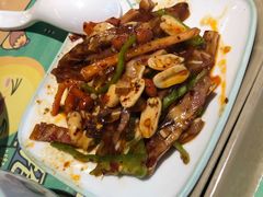 香辣猪耳-老乡鸡(上海品尊国际中心店)
