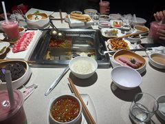 -海底捞火锅鲜切牛肉主题店(长寿路店)