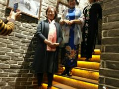 -东口码头·烧鸽子·鱼头泡饼·地方菜(金鹰悦城店)