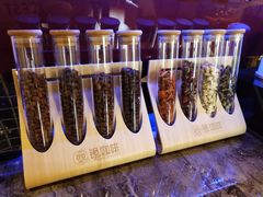 -ZING COFFEE 镜咖啡