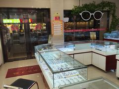 -吴良材眼镜(北中路店)