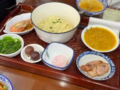 -百年老字号·观振兴蟹黄面·三虾面·苏式面(观前街富仁坊巷店)