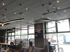 -肯德基(成山路地铁站店)