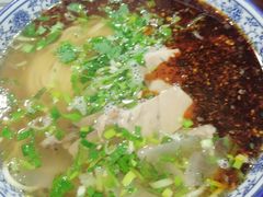 -牛一嘴·兰州牛肉面·大盘鸡(财富中心店)