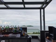 -瑰丽酒店·海吧·天际下午茶·现场DJ·天台酒吧