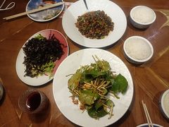 -雀舞云南菜(天津天河城购物中心店)