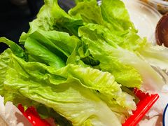 -猪三哥肥肠鸡川菜小炒
