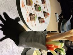 -穹六人间 people 6(岳阳路店)