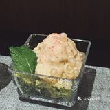 咬一口的寿司幸福