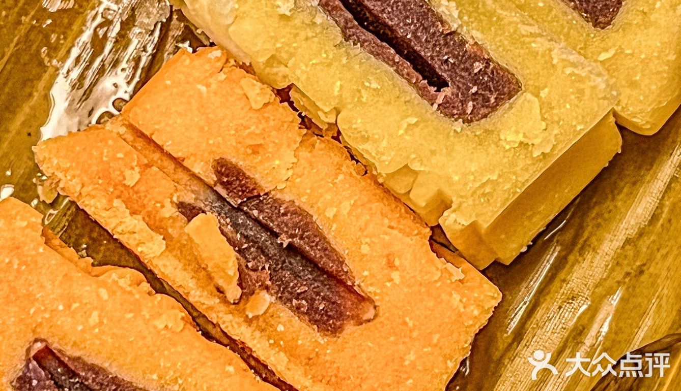 还是去年买的粽子品牌 还是去年的那家店 📮