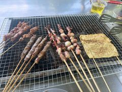 -小蜜蜂团建自助烧烤场(小洲村店)