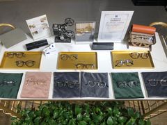 -肆兮眼镜·蔡司·徕卡战略合作店(大坪店)