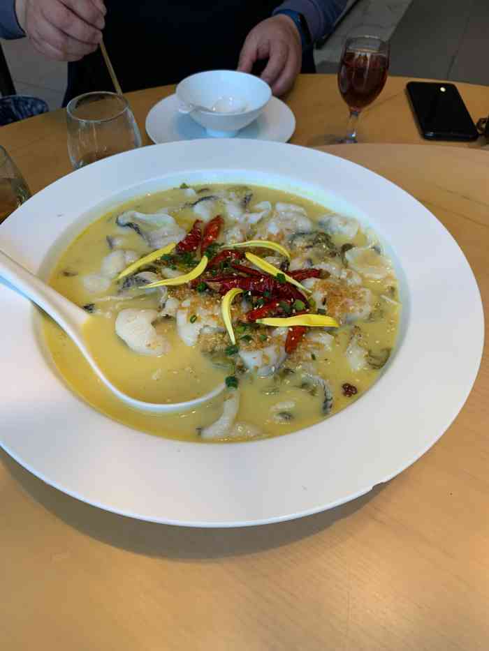 芷兰燕禾燕-"女儿过生日,不知道去哪家,在美团搜的,也.