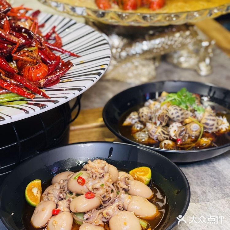 吃一次就爱上了的吃小龙虾神仙地