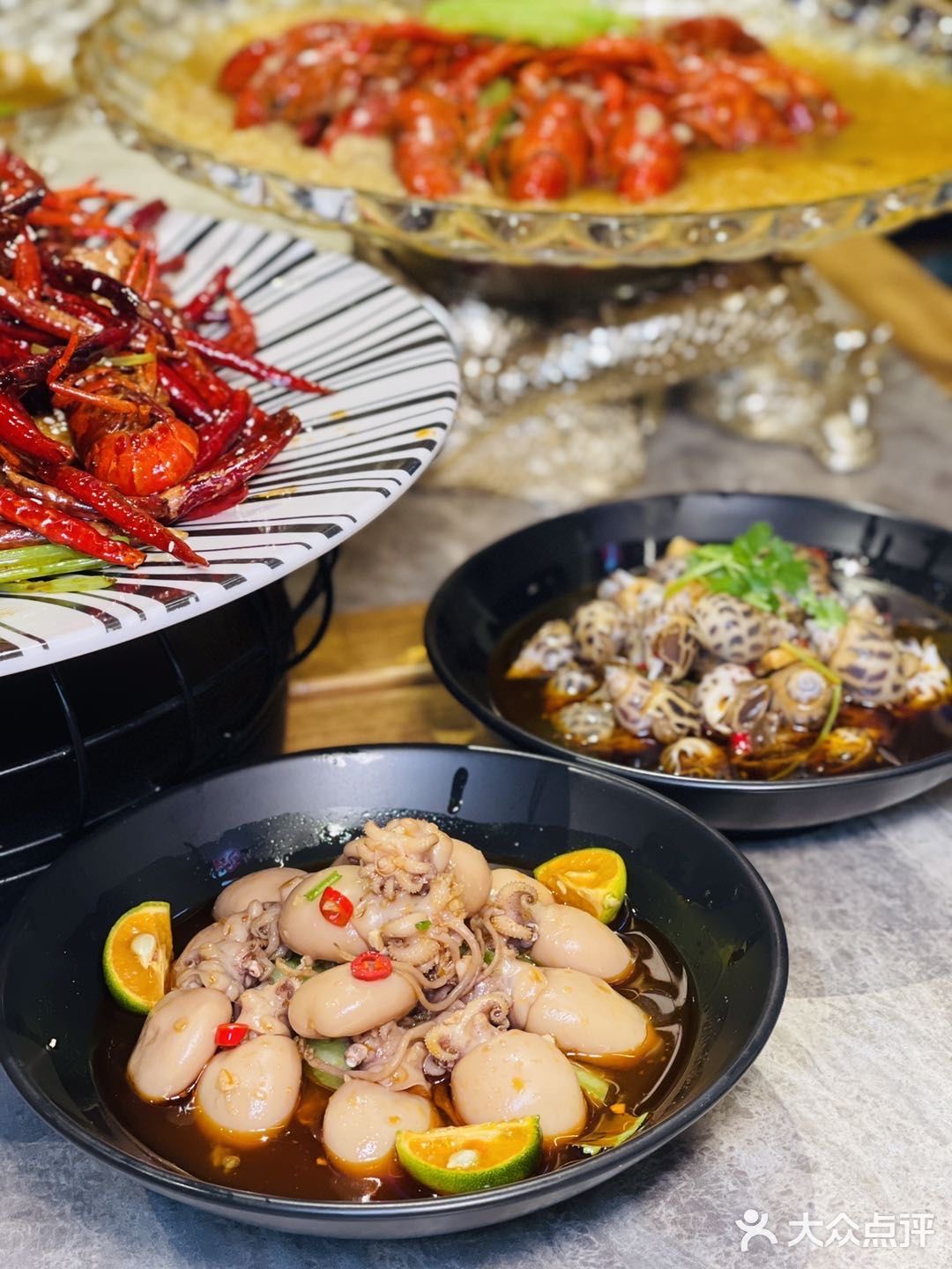 吃一次就爱上了的吃小龙虾神仙地