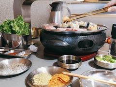 -围炉肉舍•炭烤活鳗•丹东海鲜烤肉(步行街店)